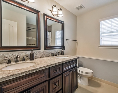 7718 Shavano Lane - Photo Thumbnail 24
