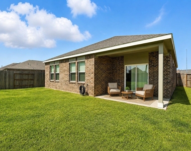 5830 Capri Forest Drive - Photo Thumbnail 20