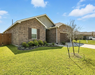 5830 Capri Forest Drive - Photo Thumbnail 1