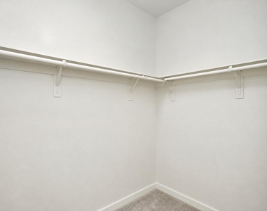 5830 Capri Forest Drive - Photo Thumbnail 14