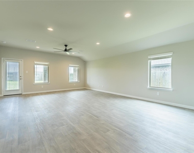 1503 Custer Ridge Court - Photo Thumbnail 7