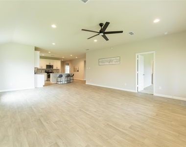 1503 Custer Ridge Court - Photo Thumbnail 8