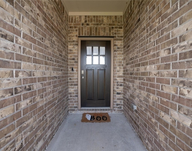 1503 Custer Ridge Court - Photo Thumbnail 1