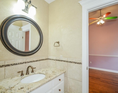2326 Walnut Bend Lane - Photo Thumbnail 26