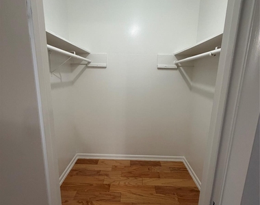5123 Del Monte Drive - Photo Thumbnail 11