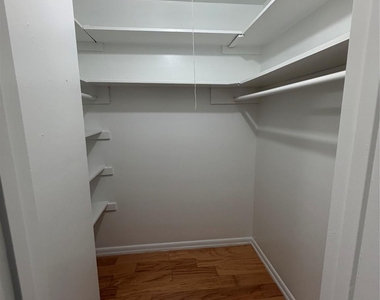 5123 Del Monte Drive - Photo Thumbnail 9