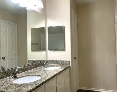 410 Sun River Lane - Photo Thumbnail 12