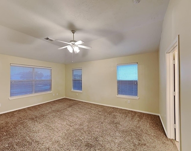 410 Sun River Lane - Photo Thumbnail 6