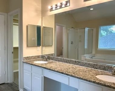 410 Sun River Lane - Photo Thumbnail 11