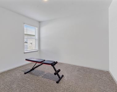 6685 Riplee Street - Photo Thumbnail 5
