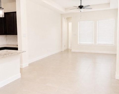 10602 William Park Drive - Photo Thumbnail 1