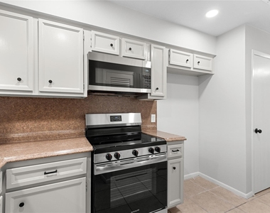 9306 Tooley Drive - Photo Thumbnail 9