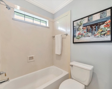 2421 Baycrest Drive - Photo Thumbnail 30