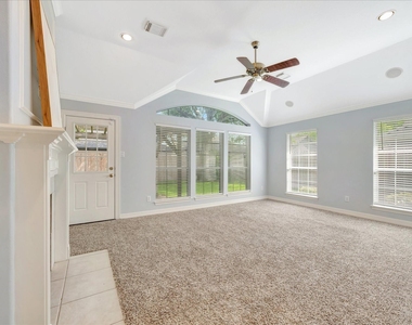 2421 Baycrest Drive - Photo Thumbnail 18