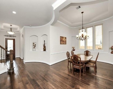 11618 Arbirlot Drive - Photo Thumbnail 3