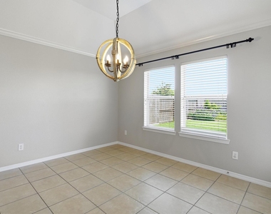 2506 Barton Springs Street - Photo Thumbnail 6