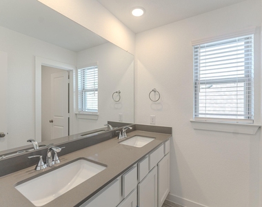 7342 Lake Arrowhead Lane - Photo Thumbnail 25
