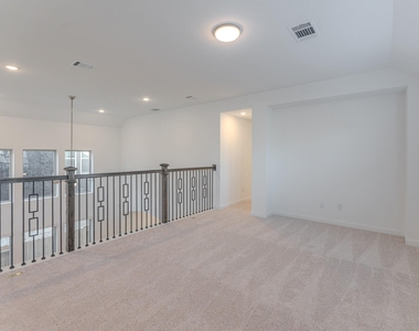 7342 Lake Arrowhead Lane - Photo Thumbnail 21