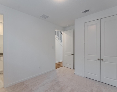 7342 Lake Arrowhead Lane - Photo Thumbnail 19