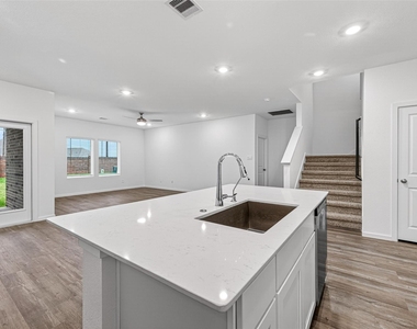 27727 Dream Port Drive - Photo Thumbnail 4