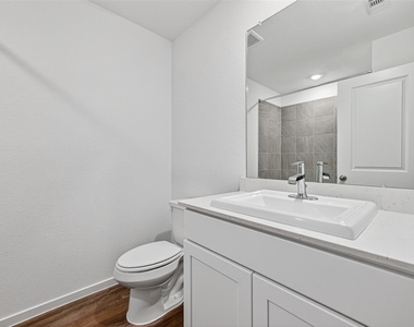 27727 Dream Port Drive - Photo Thumbnail 8
