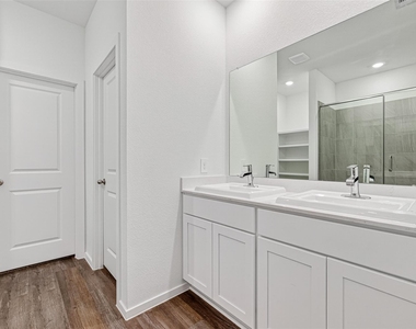 27727 Dream Port Drive - Photo Thumbnail 9