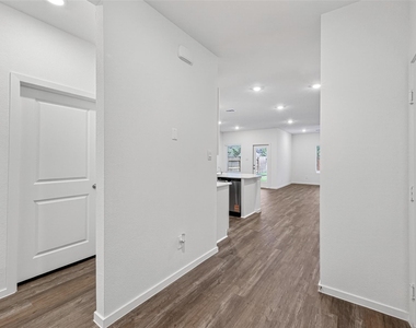 27727 Dream Port Drive - Photo Thumbnail 2