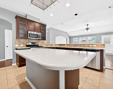 24822 Diamond Run Court - Photo Thumbnail 18
