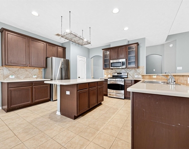 24822 Diamond Run Court - Photo Thumbnail 16