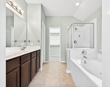 24822 Diamond Run Court - Photo Thumbnail 36