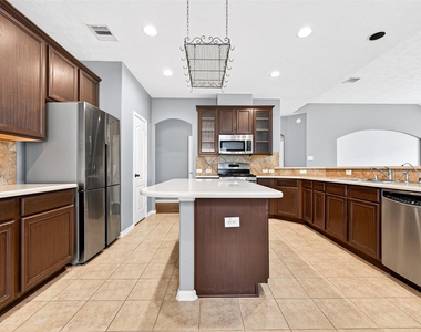24822 Diamond Run Court - Photo Thumbnail 17