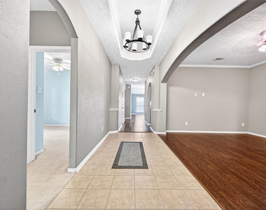24822 Diamond Run Court - Photo Thumbnail 9