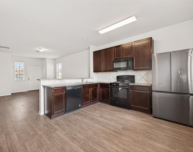 17247 Quiet Song Court - Photo Thumbnail 7