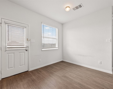 17247 Quiet Song Court - Photo Thumbnail 10