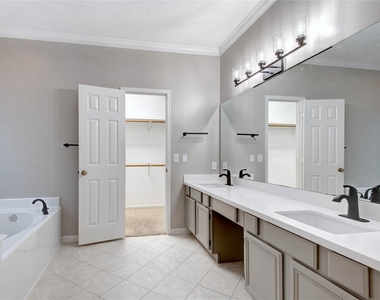96 E Stony End Place - Photo Thumbnail 24
