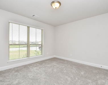 2700 Diamond Reef Lane - Photo Thumbnail 25