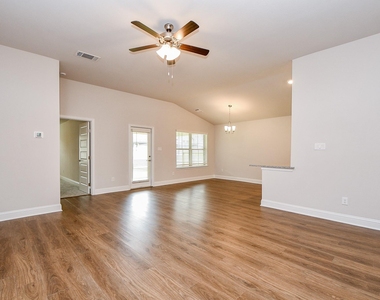 2700 Diamond Reef Lane - Photo Thumbnail 5