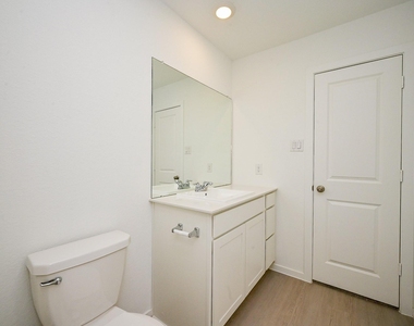 6818 Flowering Ginger Lane Lane - Photo Thumbnail 38