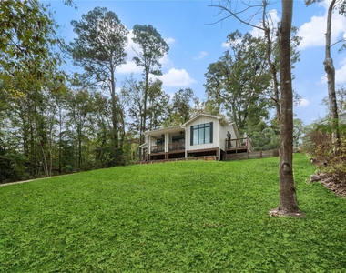 71 White Oak Street - Photo Thumbnail 2
