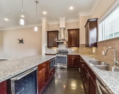 5635 Kiam Street - Photo Thumbnail 11