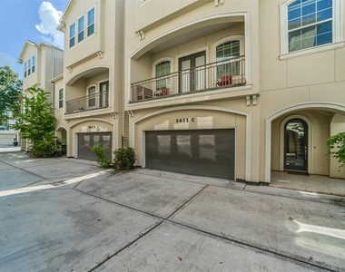 5635 Kiam Street - Photo Thumbnail 1