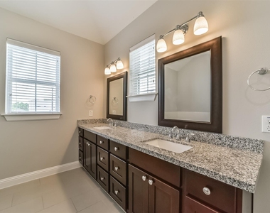 5635 Kiam Street - Photo Thumbnail 27