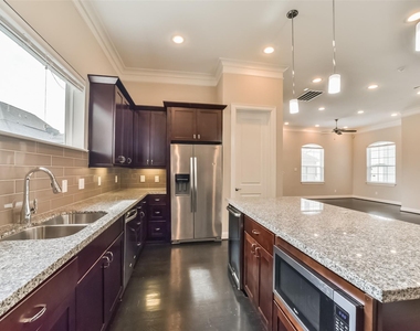 5635 Kiam Street - Photo Thumbnail 12