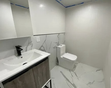 325 Putnam Avenue - Photo Thumbnail 6