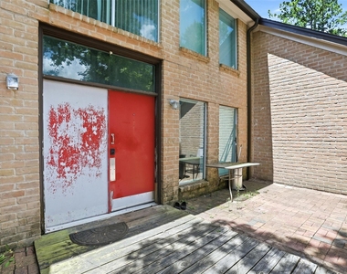 20713 Harvest Hill Lane - Photo Thumbnail 17