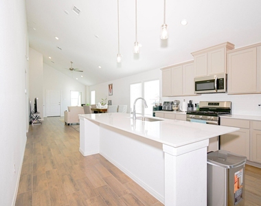 21534 Cypress Trellis Drive - Photo Thumbnail 15