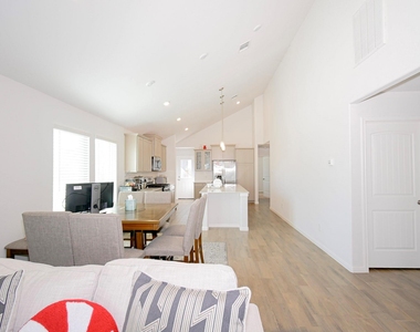 21534 Cypress Trellis Drive - Photo Thumbnail 11