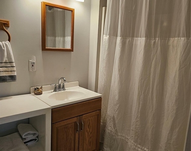 503 Lakeland Drive - Photo Thumbnail 11