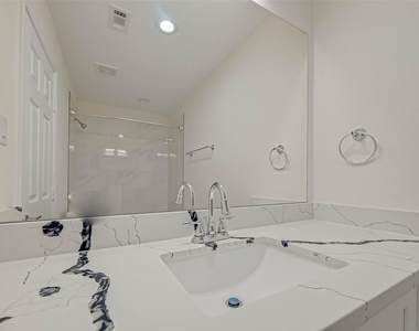 7339 Krueger Road - Photo Thumbnail 18