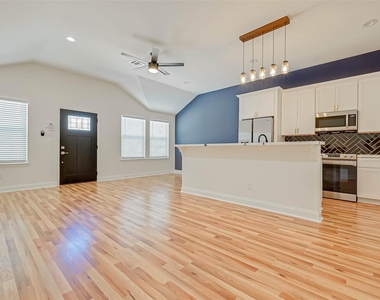 7339 Krueger Road - Photo Thumbnail 3